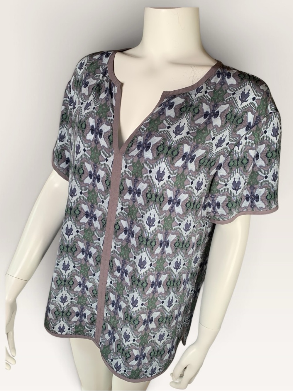 Tory Burch 100% Silk Ikat Print Blouse Size 10 Green Blue Gray